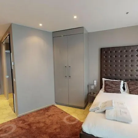 Apartments Zamelectrics Privatunterkunft